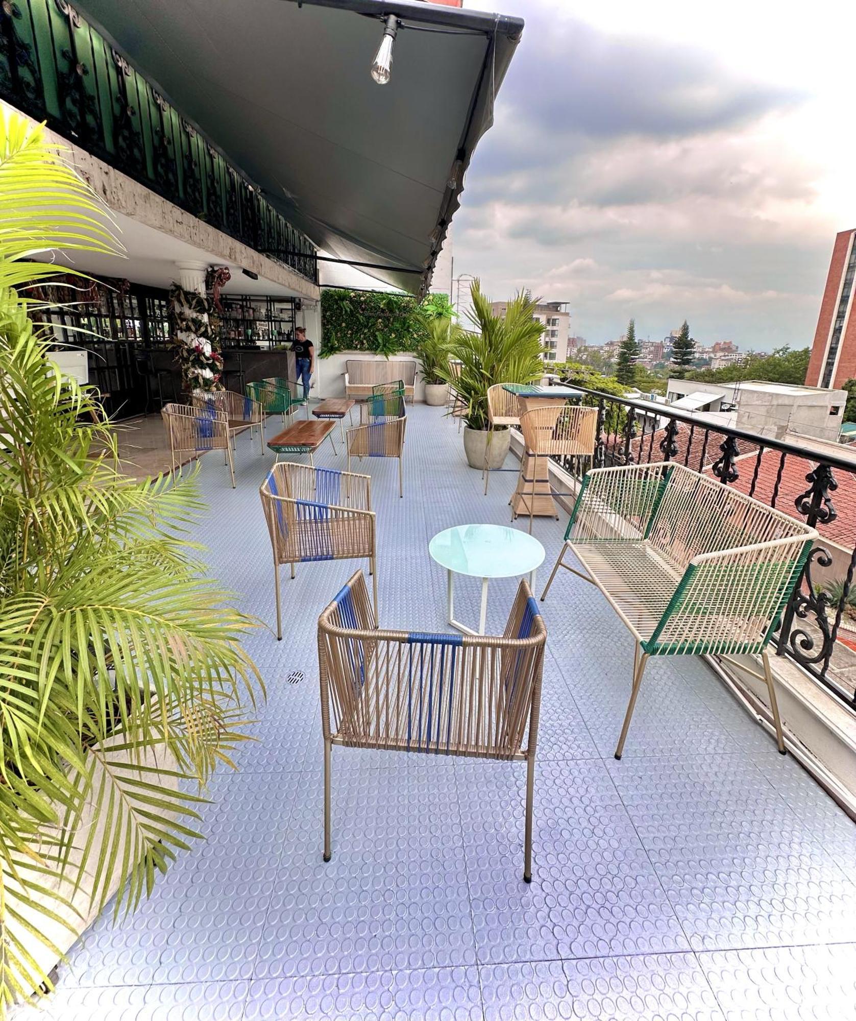 The View Hostel & Lounge กาลี ภายนอก รูปภาพ