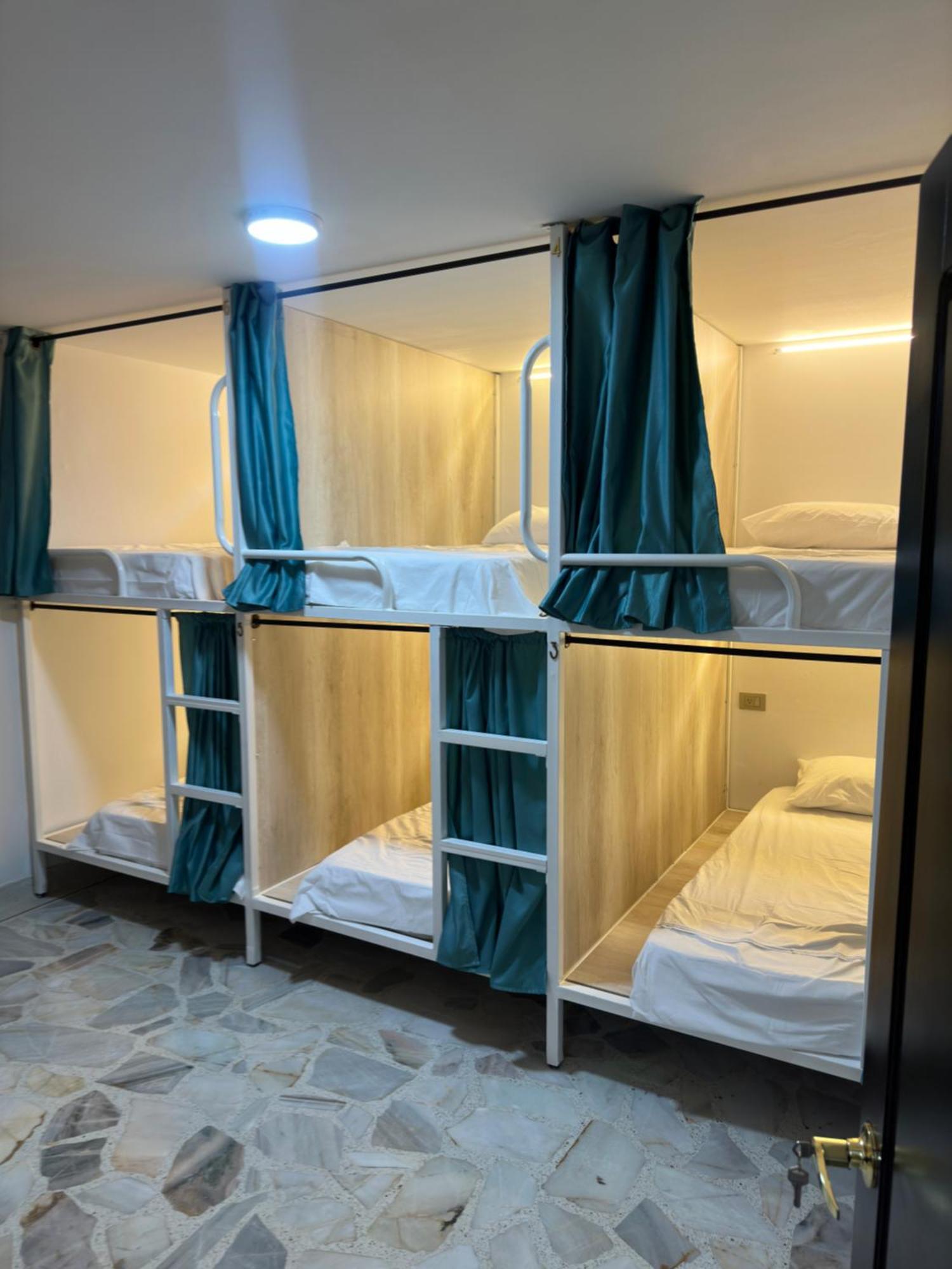 The View Hostel & Lounge กาลี ห้อง รูปภาพ